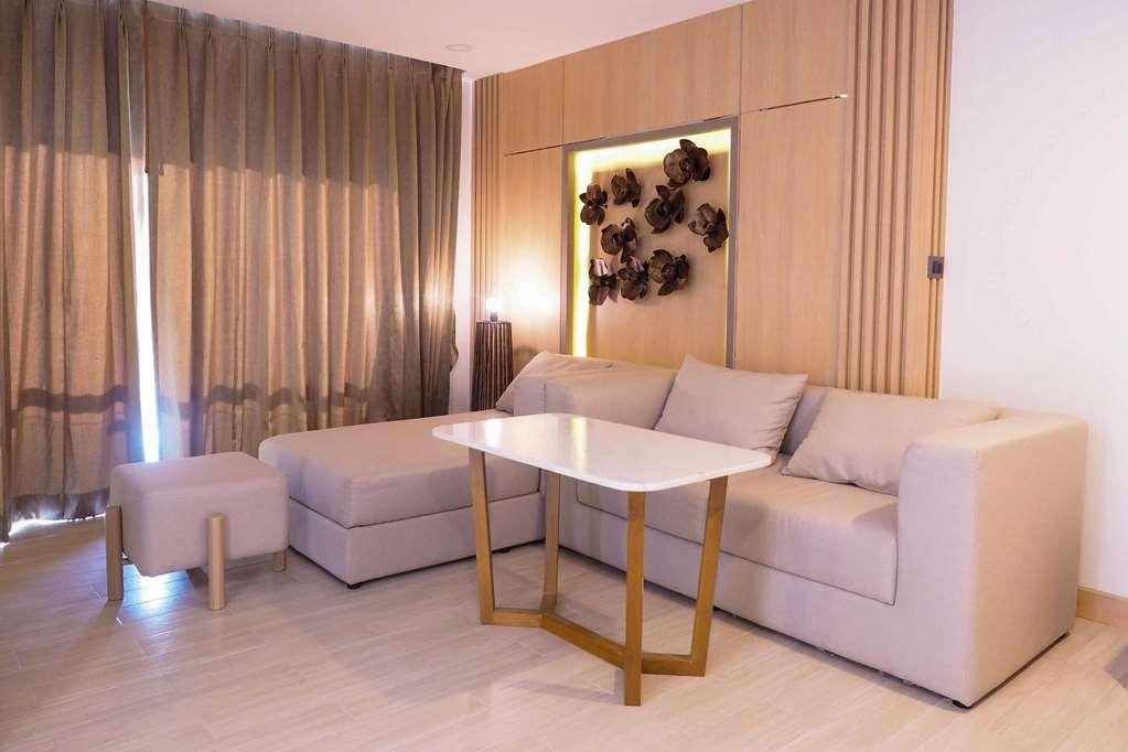 Clarion Hotel Patong Phuket Pokój zdjęcie