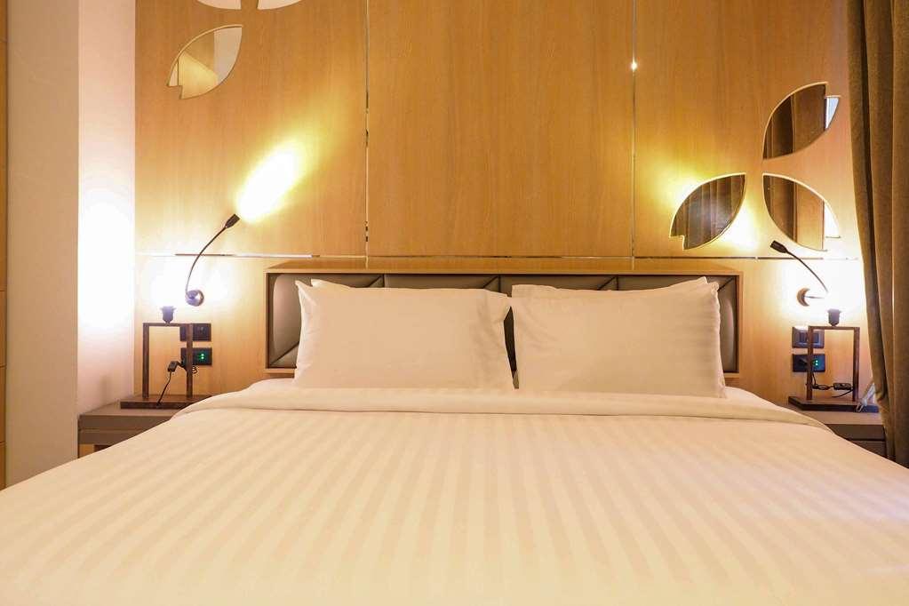 Clarion Hotel Patong Phuket Pokój zdjęcie