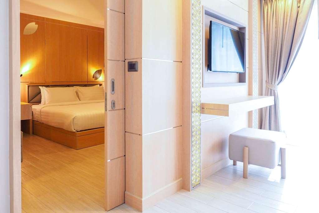 Clarion Hotel Patong Phuket Pokój zdjęcie